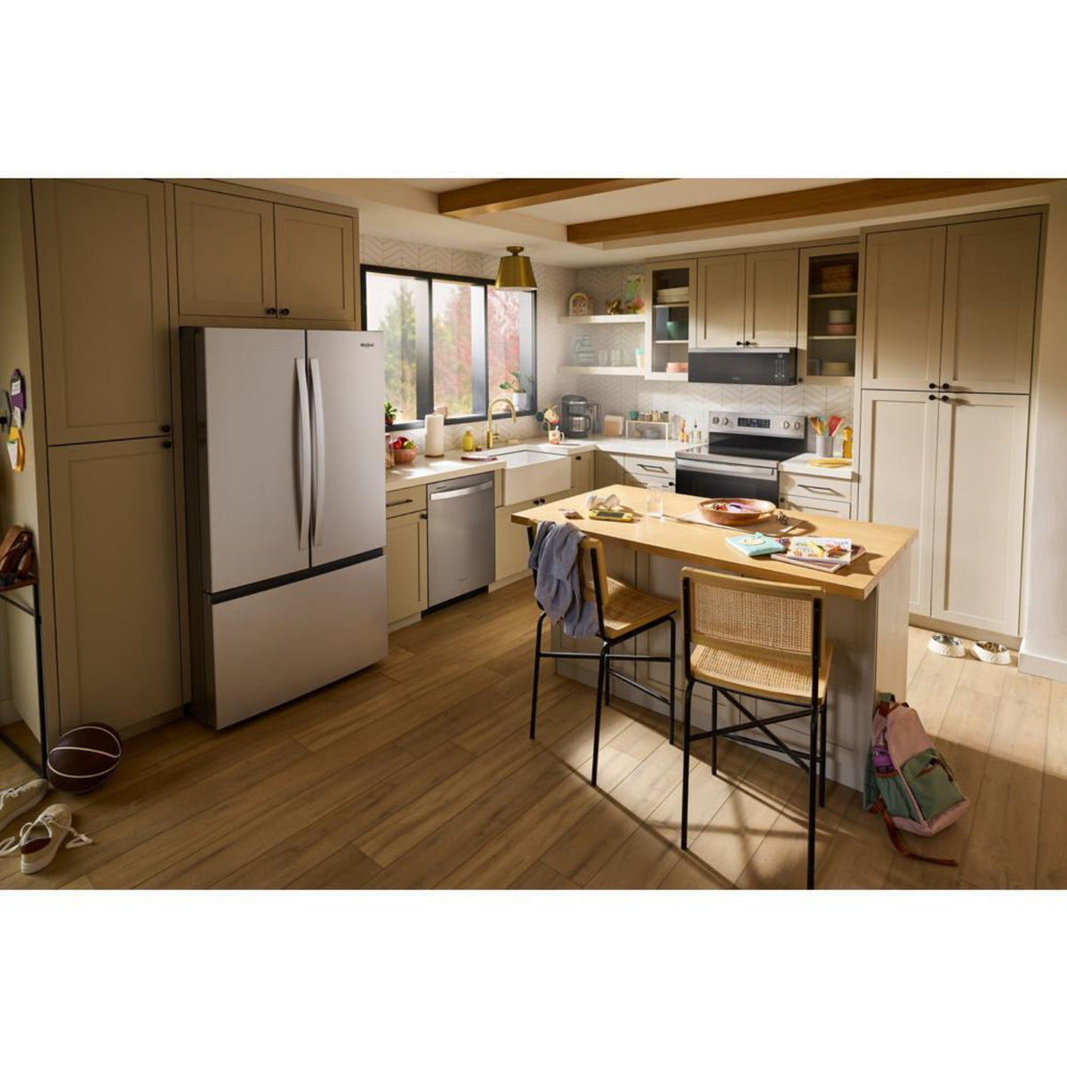 WHIRLPOOL 36-Inch French Door Refrigerator with Interior Water Dispenser - 31 cu. ft. Stainless - WRFF3336SZ